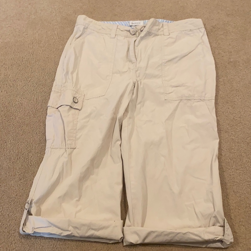 Women’s tan capris